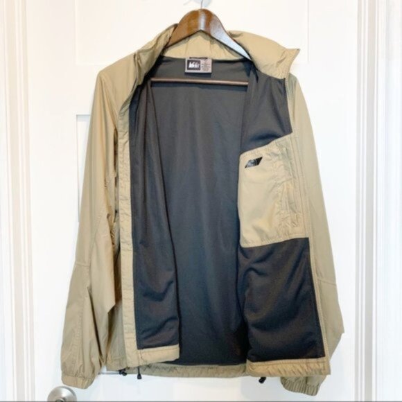 REI Co-op Beige Lightweight Full Zip Jacket With Hood - Size M - Picture 4 of 12